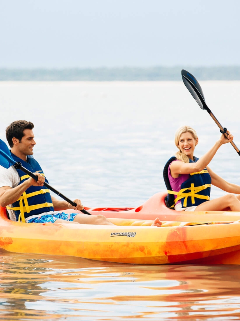 A couple kayaking 