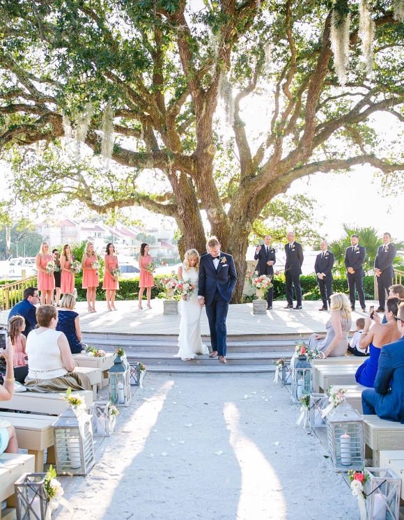 Liberty Oak wedding ceremony 