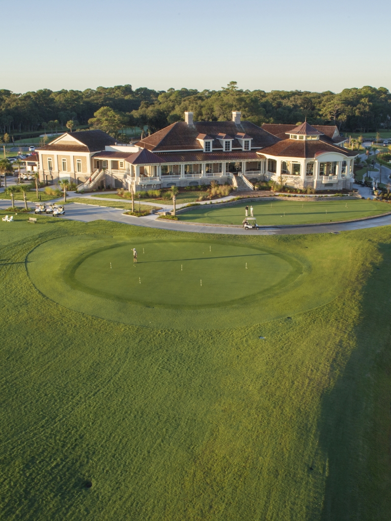Ariel photograph of the plantation golf club 