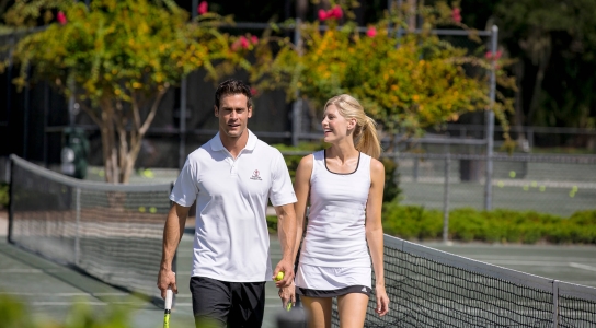 A couple at the tennis court 